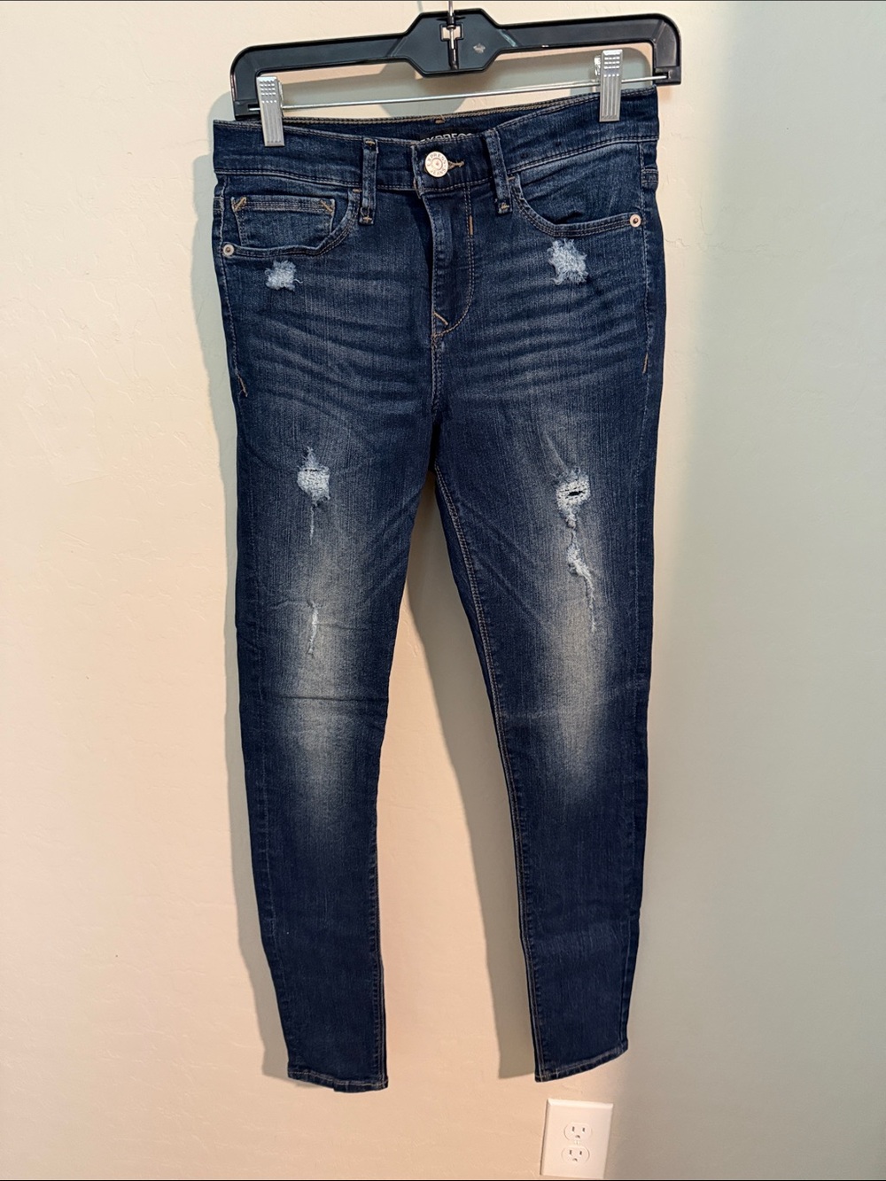 Express Women's Dark Blue Distressed Skinny Jeans
